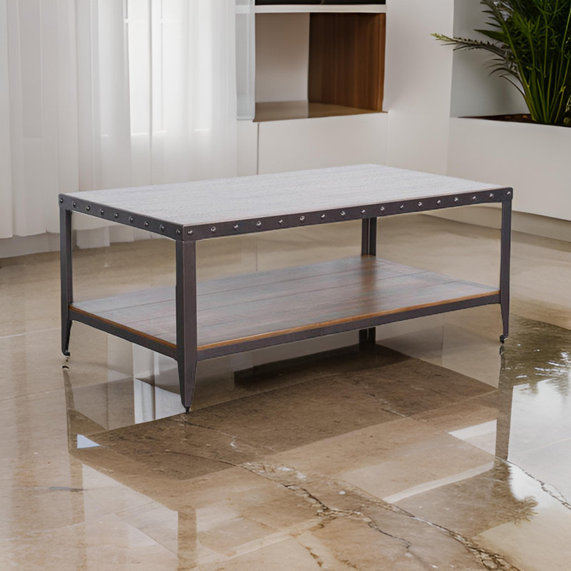 Table basse Ayka avec tablette, garniture cloutée, brun rectangulaire de 48 pouces