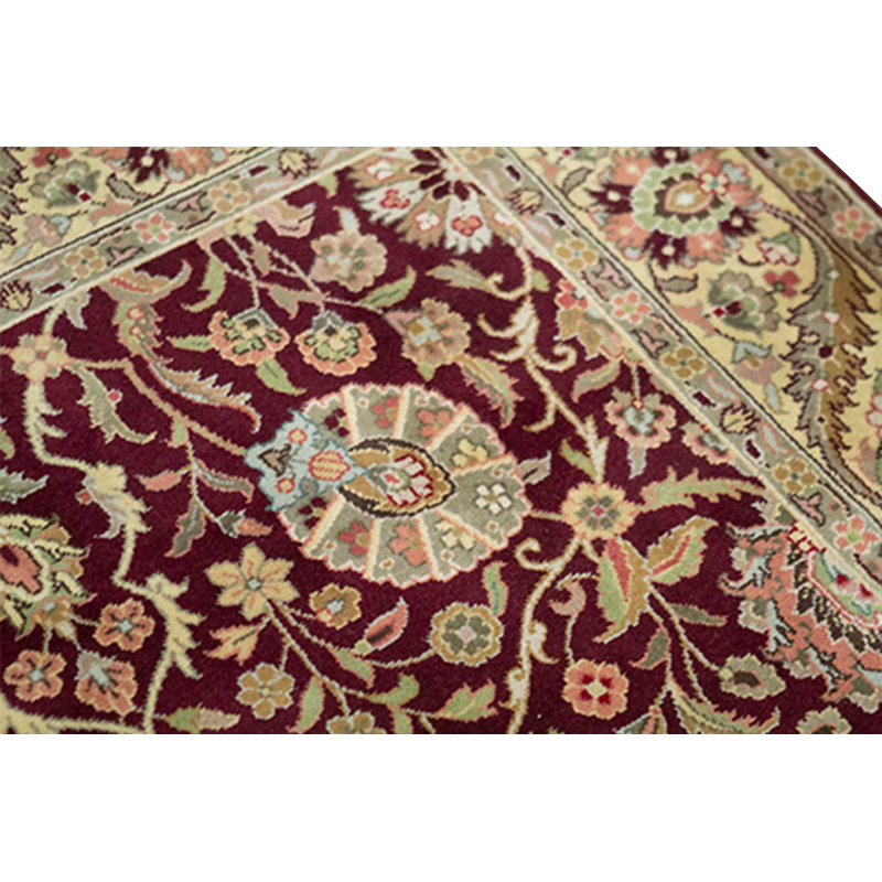 Tapis vin et or noué à la main de haute qualité