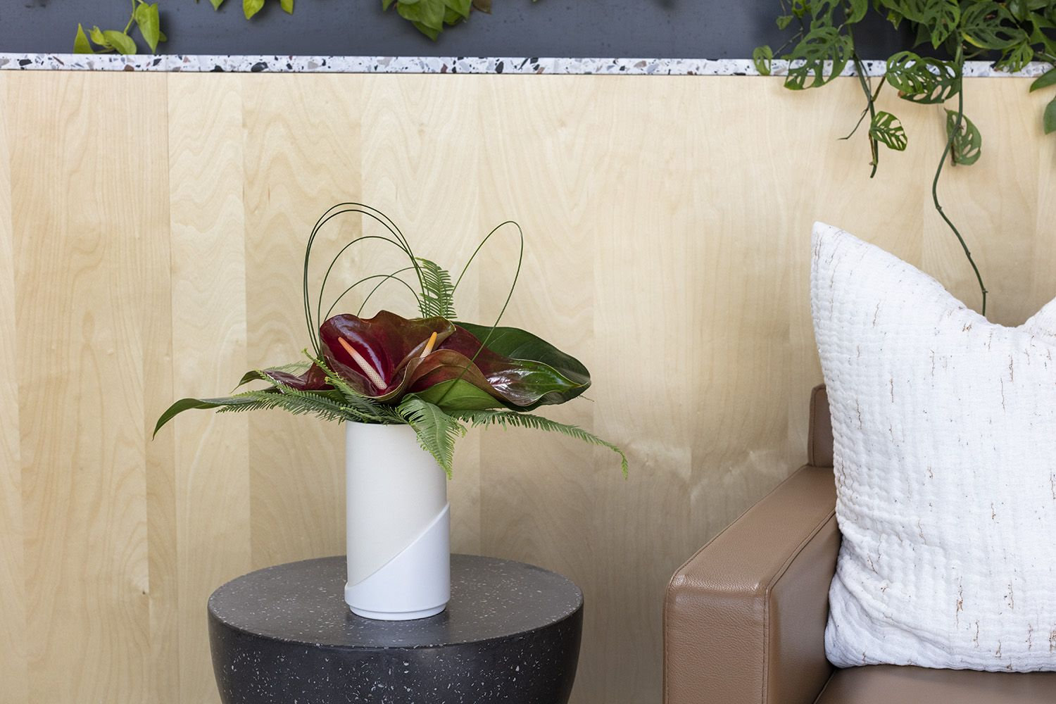 Arloe 7.75'' Handmade Ceramic Table Vase