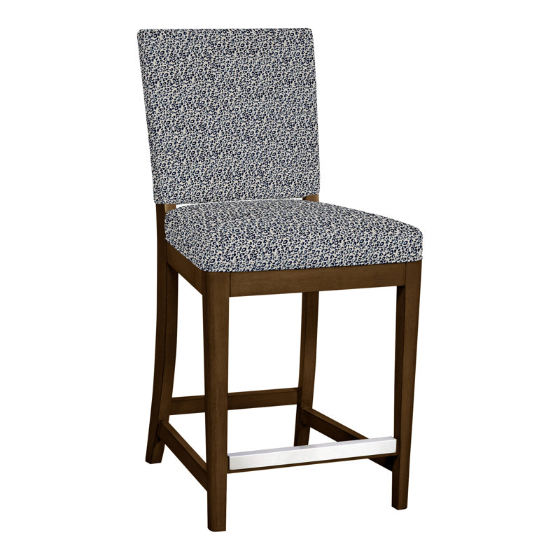 Juliet Stool, Havana, Tommy Snow