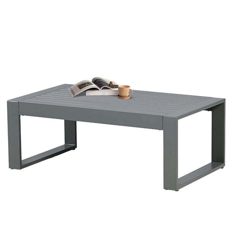 Table basse d'extérieur en métal Ebern Designs