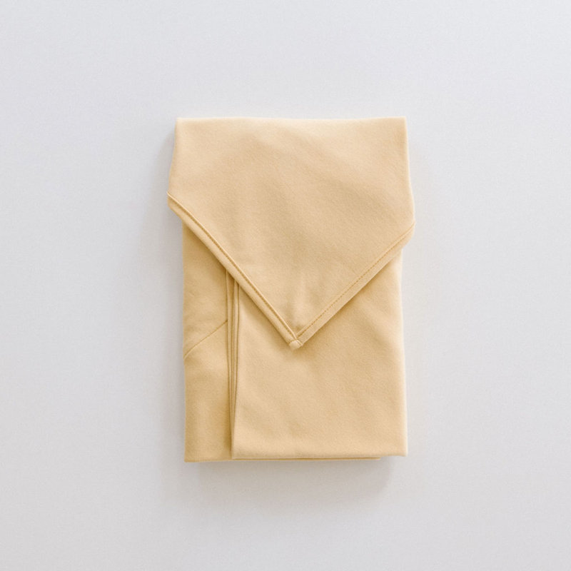 Knotted Gown, Daffodil, 10" W