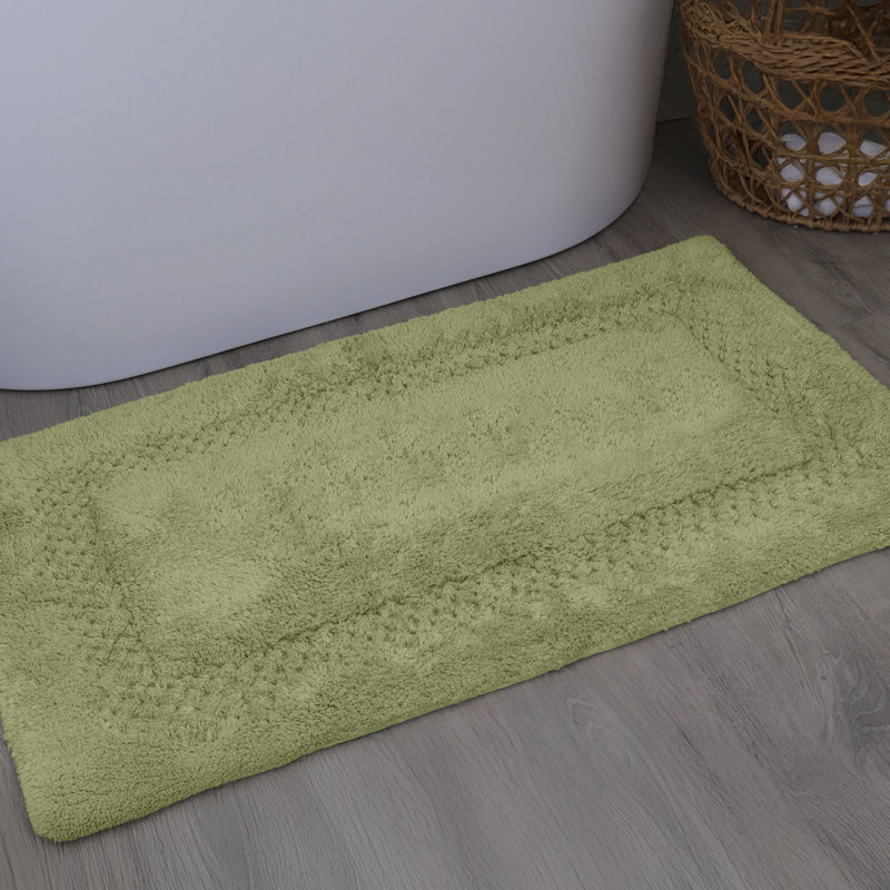 Antigona Soft Bath Rug, 21" W x 34" L, Green