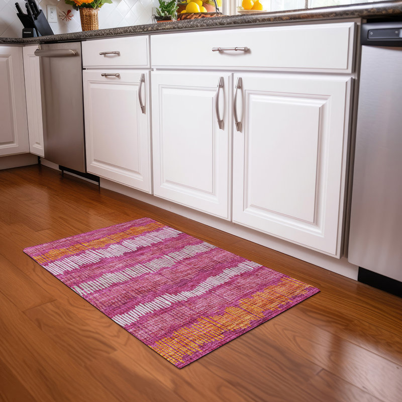 Tapis rosé de qualité supérieure lavable à la machine Prisco, Rectangle 1 pi 8 po x 2 pi 6 po