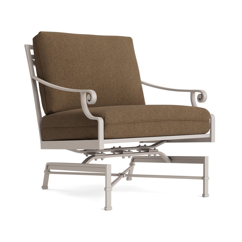 Venetian Outdoor Lounge Chair, Fusion Moccasian, Dove Smooth