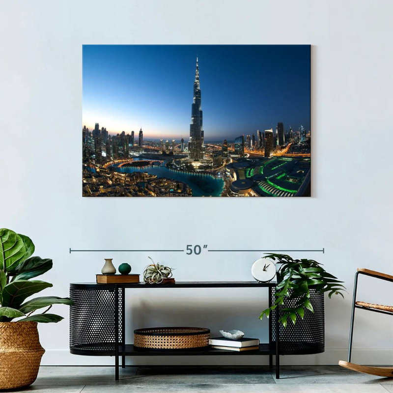Nicci, Opulence de la ville de Dubaï, H 30 po x l 45 po