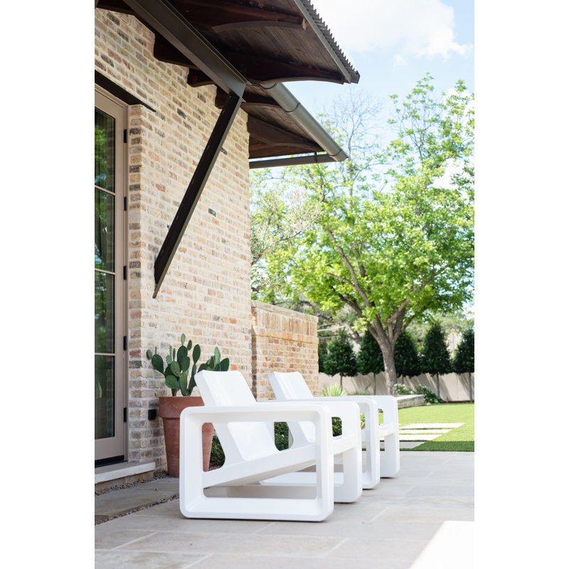 Deck Outdoor Lounge Chair, Highcloud White