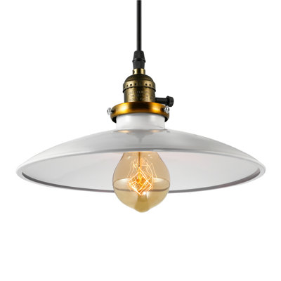Luminaire suspendu industriel avec abat-jour en métal