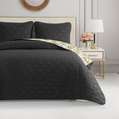 Juicy Couture Cheetah Doodle Hearts Quilt Set