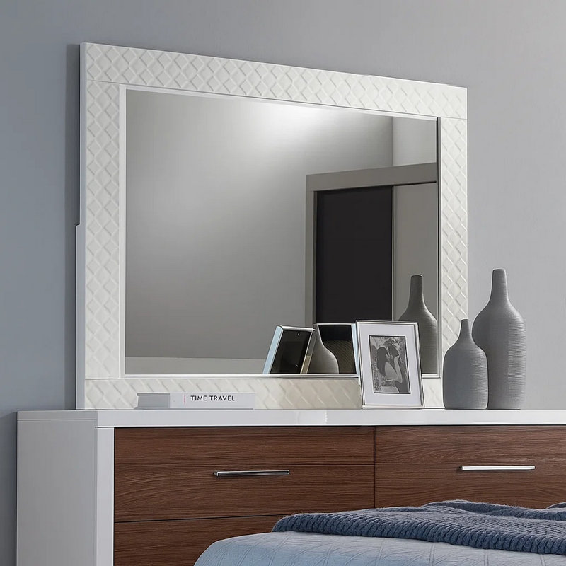 Miroir de coiffeuse Dema, garniture texturée blanche ultrabrillante