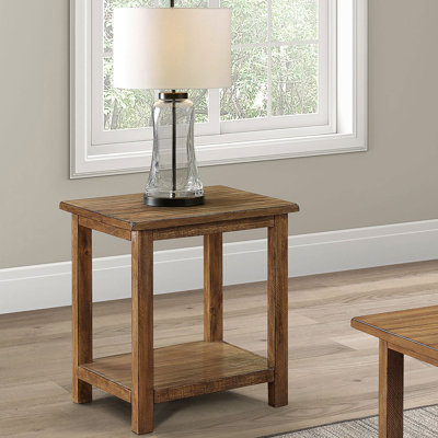 Table de bout en bois brun vieilli avec tablette