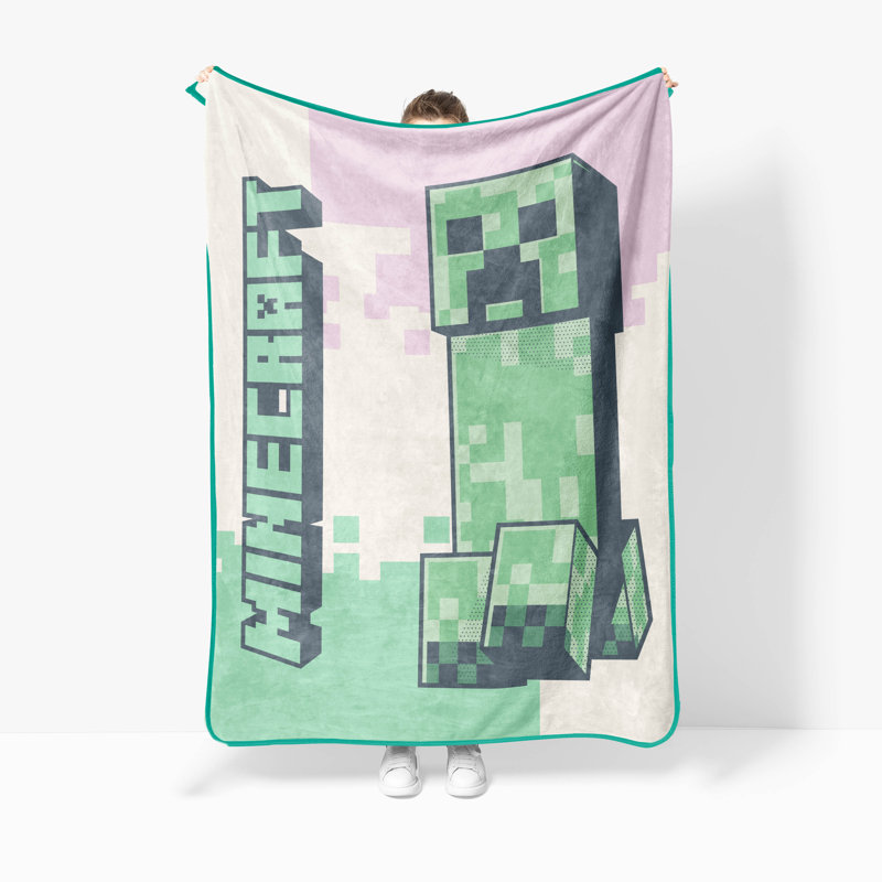 Minecraft Creeper 130 x 150cm Light Pink Fluffy Throw Blanket