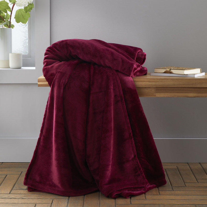 Raschel Velvet Touch Blanket Throw, Red, 200cm x 240cm