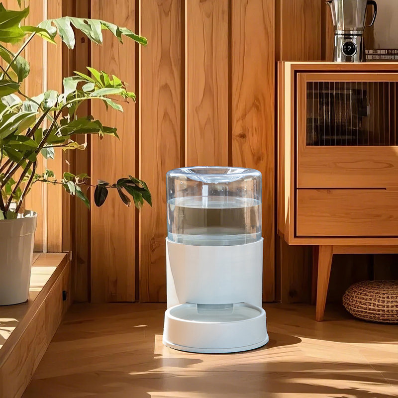 Anti-Skid Pet Fountain, 11.4 Liter