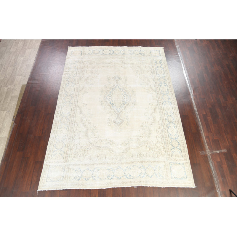 Tapis traditionnel délavé discret 8 x 12