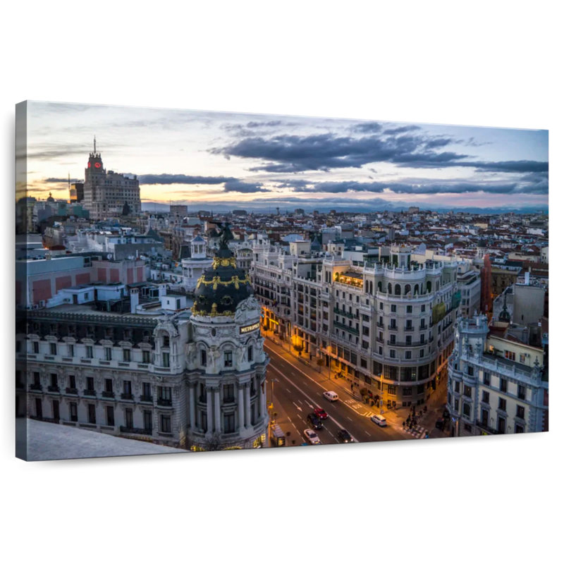 Nicci Gran Via au coucher du soleil, H 20 po x l 30 po