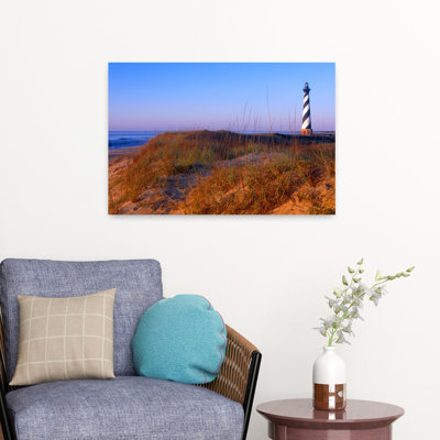 Phare du cap Hatteras sur la côte, île Hatteras, Outer Banks, Buxton, Caroline du Nord, États-Unis, architecture contemporaine, art de plage