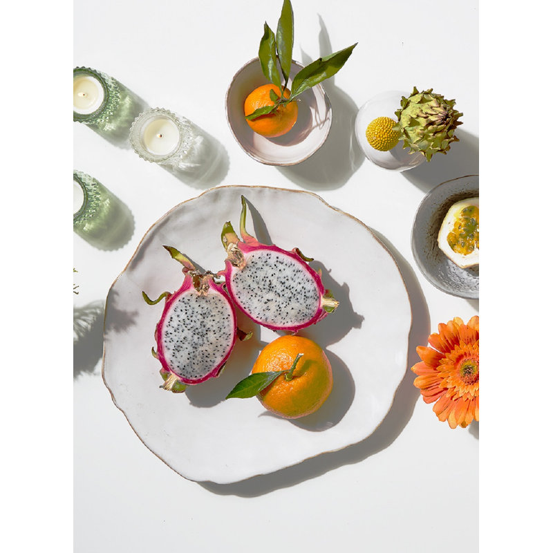 Assiette décorative Calla en céramique blanche, H 1,5 po x l 12 po x P 12 po