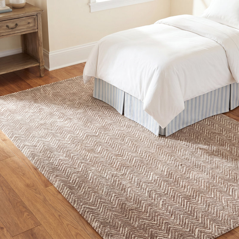 Cooke Chevron Indoor Rug, Rectangle 3'9" x 5'9"
