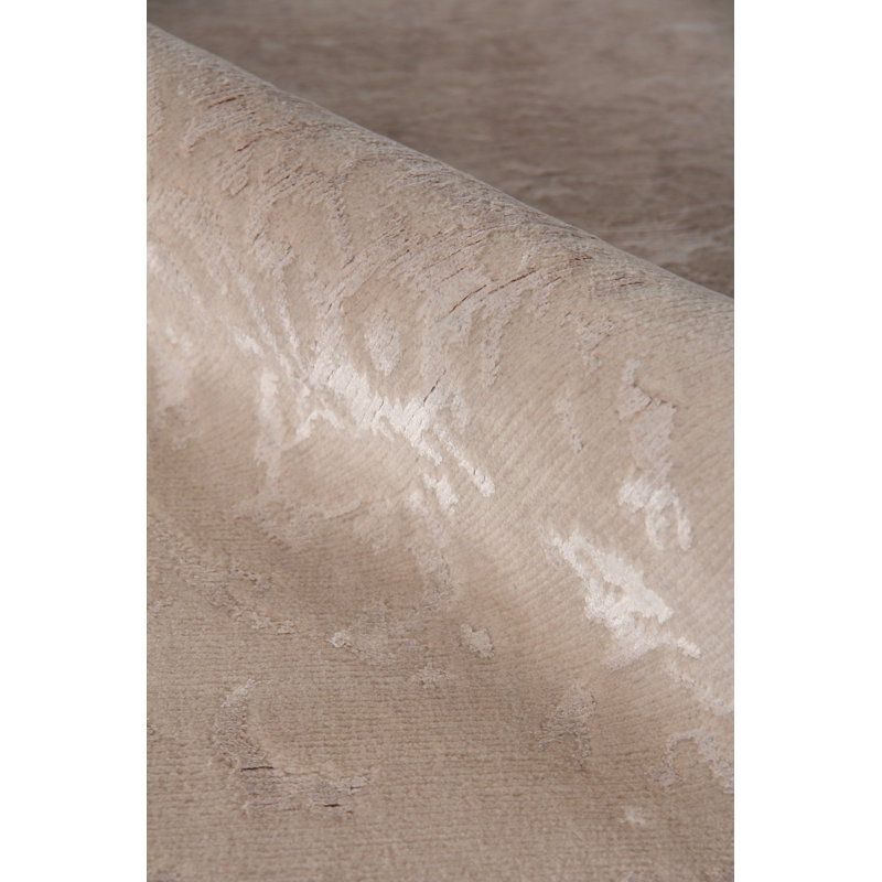 Damask Area Rug in Light Silver, Rectangle 10' x 14'