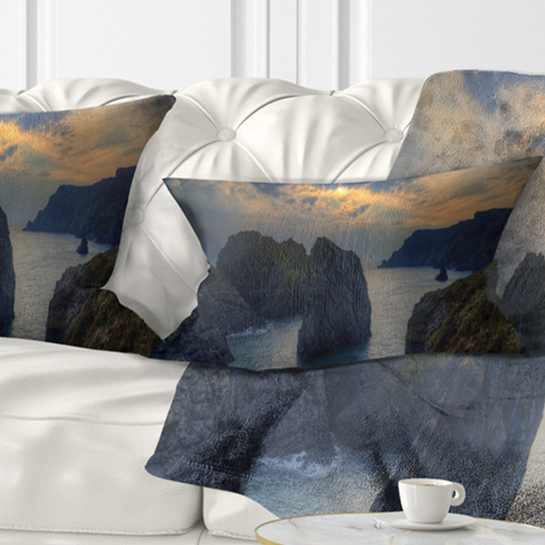 Coussin décoratif foncé Rocky Panorama Coastline - Sea & Shore, Rectangle, 12 po x 20 po