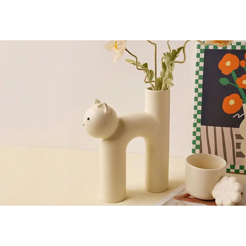 Collmar Table Vase 1, 22cm H x 8cm W x 23cm D, Cream