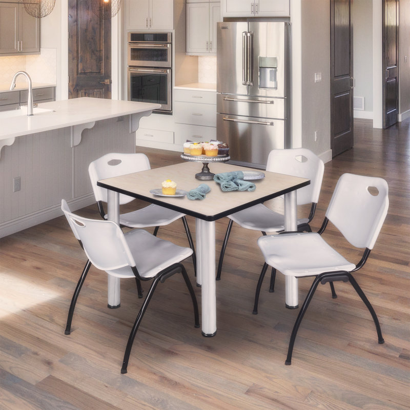 Plateau de table Kee Square, 4 chaises empilables, Gris, Maple/Black, 36" W x 36" D