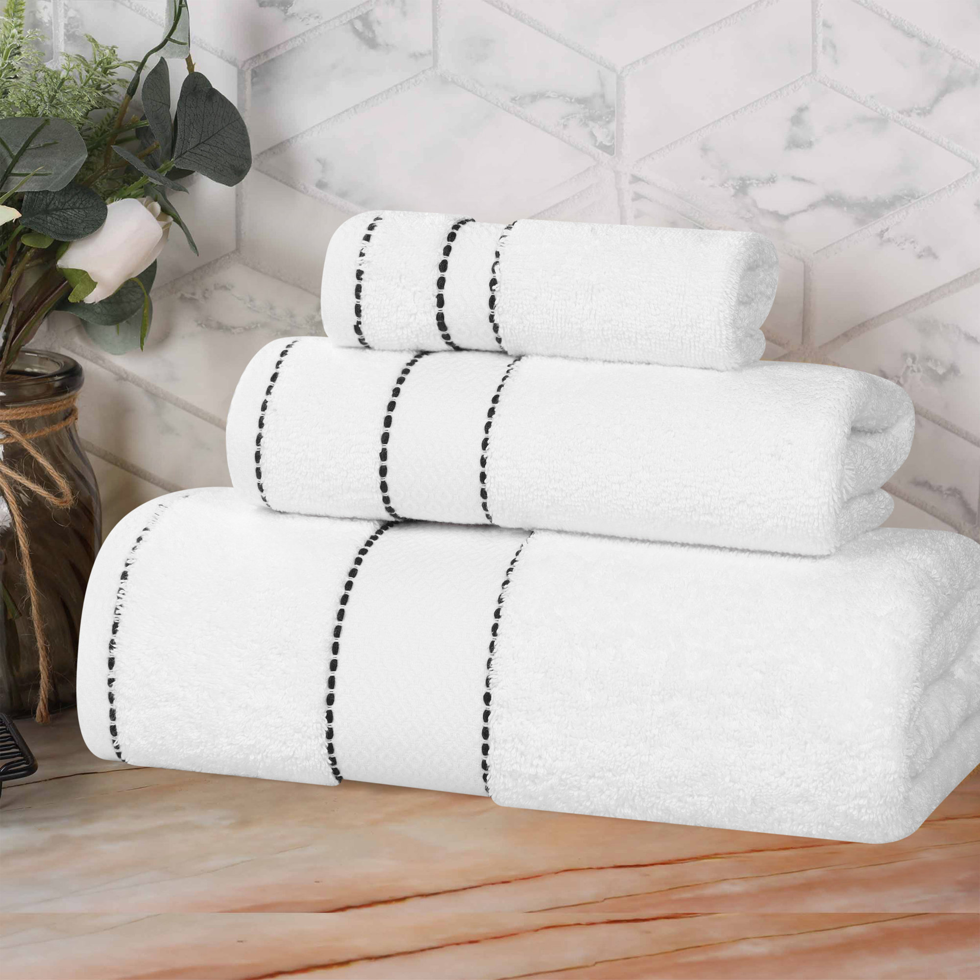 Niles 3 Piece Egyptian Giza Cotton Towel Set, White/Black
