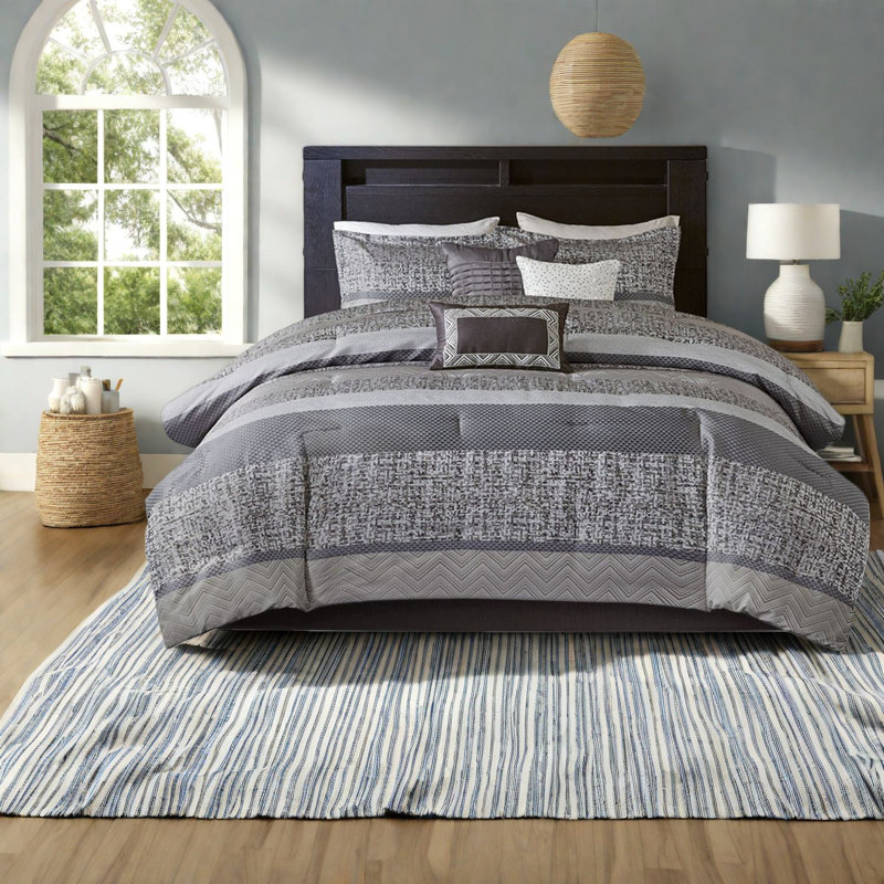 Luxurious Jacquard Bedding Sets, Polyester Comforter For Home Decor