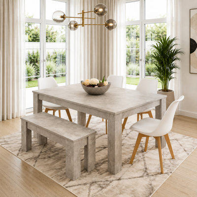 Oneridge 6 - Person Dining Set