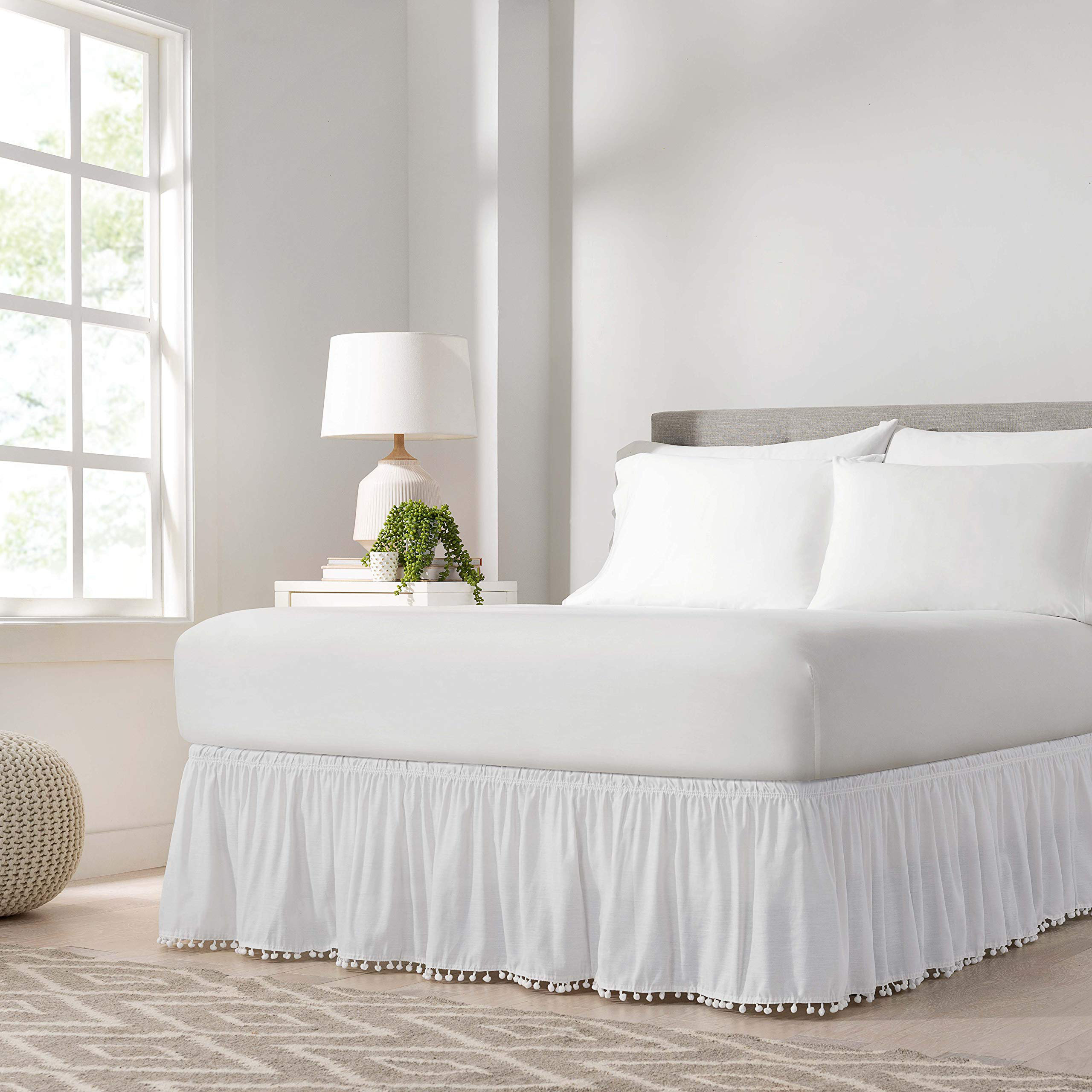 Jupe De Lit PB Teen Emily & Merritt Twin XL – Mélange Lin Blanc Avec Pompons Et Chute 18 Pouces