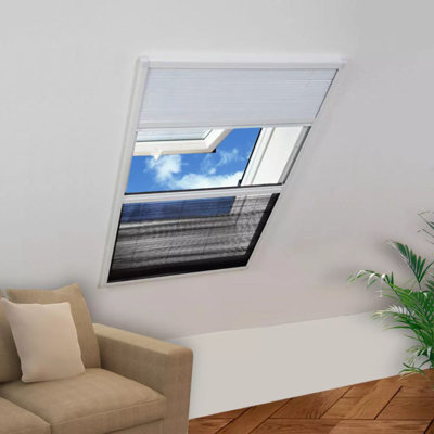 Cordless Room Darkening Pleated Blind
