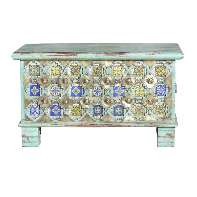 Benslimane Accent Trunk