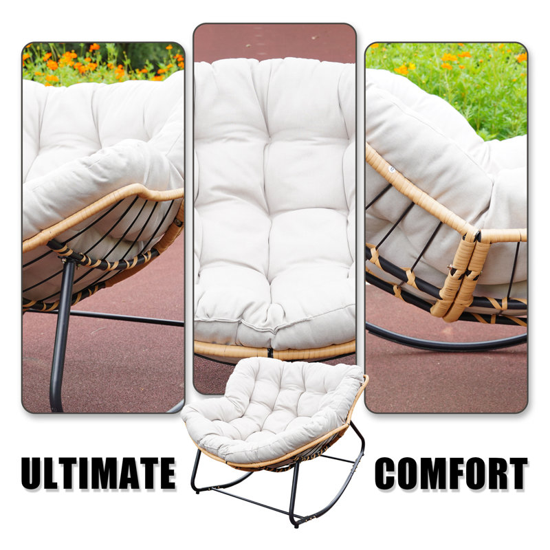 Fauteuil à bascule beige en rotin, Beige