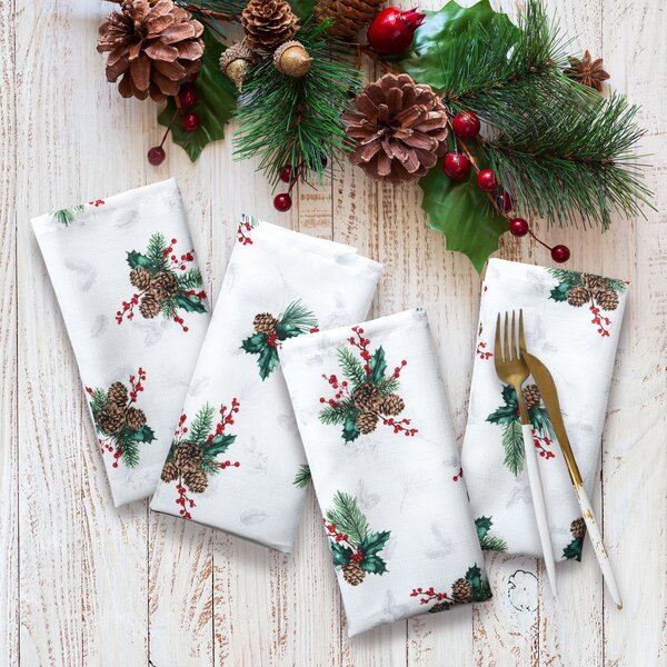 Elegant Christmas Tree Embroidered Cloth Napkins - Set of 4 napkins