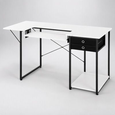 Table de couture multifonctionnelle avec grand espace de rangement, étagère latérale pliable et hauteur réglable pour une utilisation à la maison, en atelier et dans le milieu éducatif.