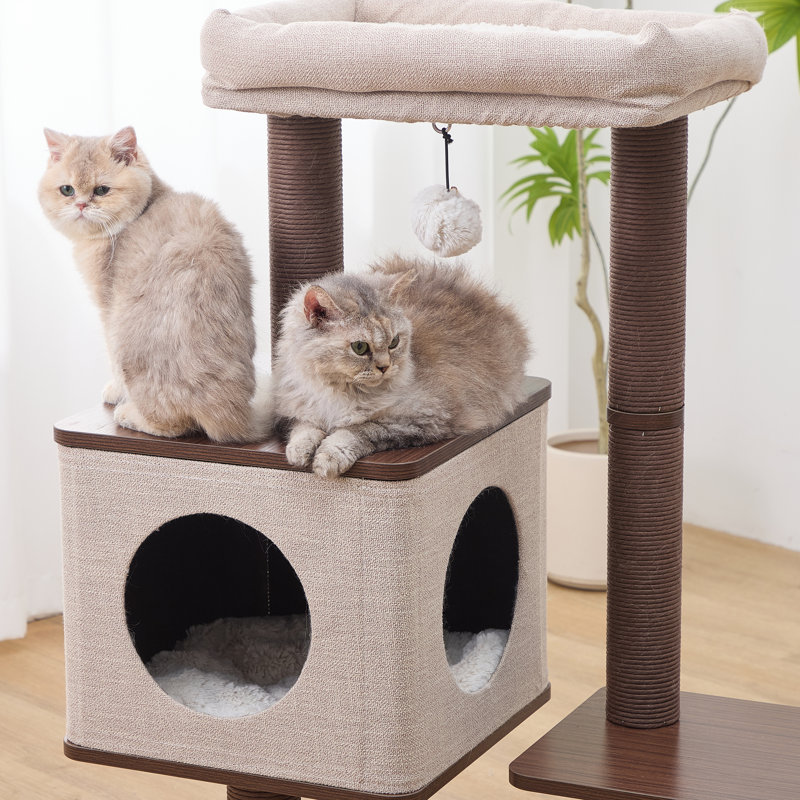 Arbre à chat avec condom et pompons 42 po PetPals