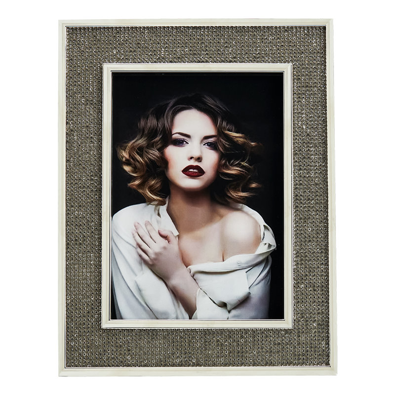 Nilde Silver Metal Picture Frame with Mat