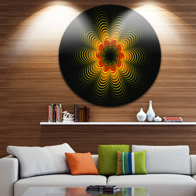 «Psychedelic Yellow Fractal Flower», impression, H 23 po x l 23 po x P 1 po, Métal