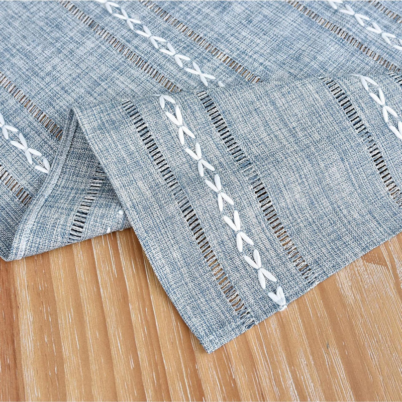 Petite nappe carrée brodée Rustic Farmhouse