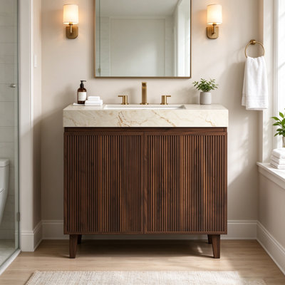 Meuble-lavabo autoportant de 76 cm (30 pouces) avec dessus en pierre frittée couleur crème veinée or, lavabo en céramique et trois trous prépercés pour robinetterie.