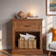 Ensemble de chambre à coucher 4 pièces, lit plateforme en bois avec tête de lit à motifs classiques, 2 tables de chevet avec tiroir et tablette ouverte, 1 commode à 4 tiroirs-345861457