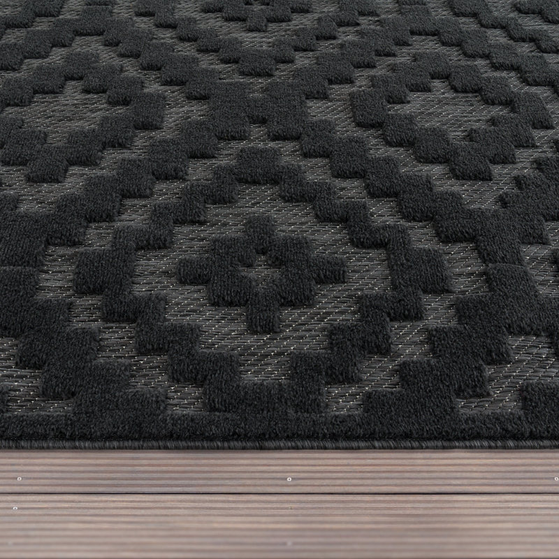 Iracema Indoor / Outdoor Rug, Rectangle 6'7" x 9'2"