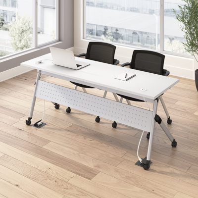 Table de formation Bush Business Furniture Envision 60W avec œillets électriques et 2 chaises avec accoudoirs