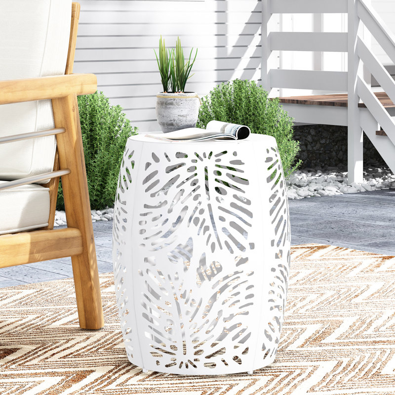 Table d'appoint contemporaine en fer blanc - motif de feuilles tropicales coupées, 16,01 po X 20,11 po, sans assemblage côté chic