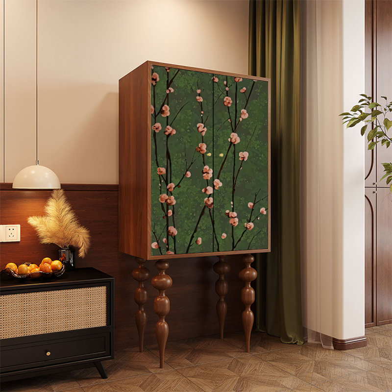 Armoire décorative française rétro