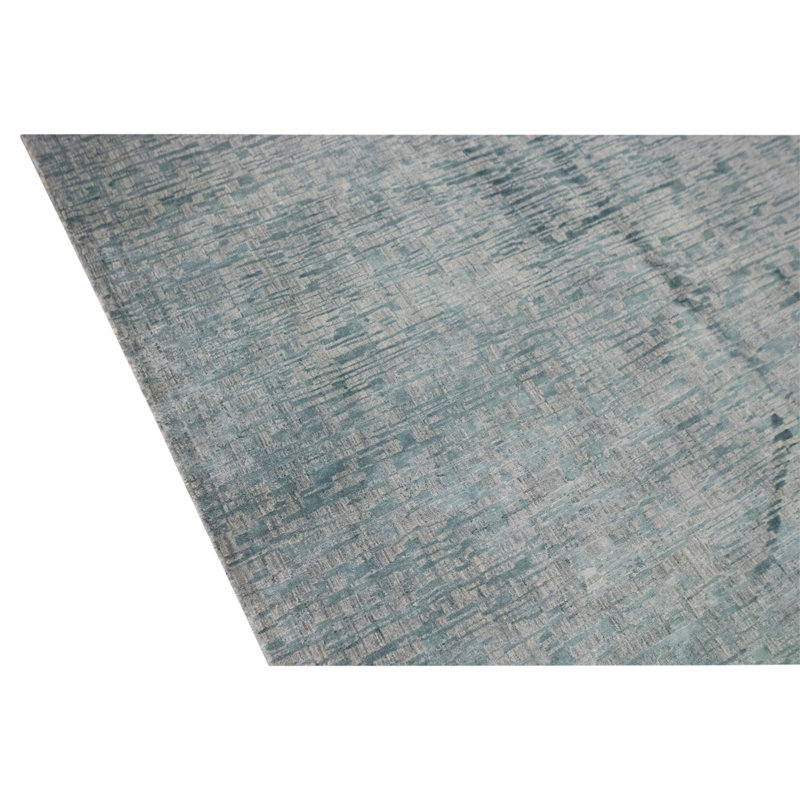 Hand Knotted Area Rug in Green And Blue