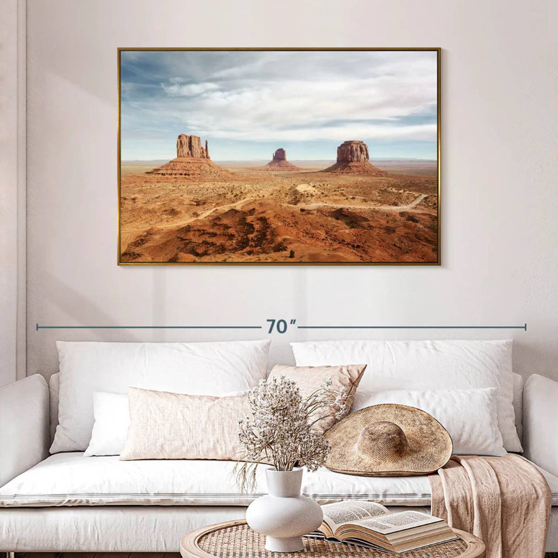 Arizona Monument Valley, 46 po x 31 po, Cadre flottant doré