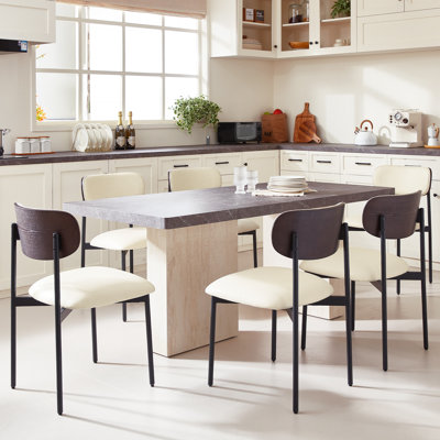 Ensemble de 4 chaises de salle à manger en simili cuir beige, chaises de cuisine rembourrées sans dossier avec dossier en grain de bois, chaises de salle à manger modernes avec dossier incurvé et pieds en métal