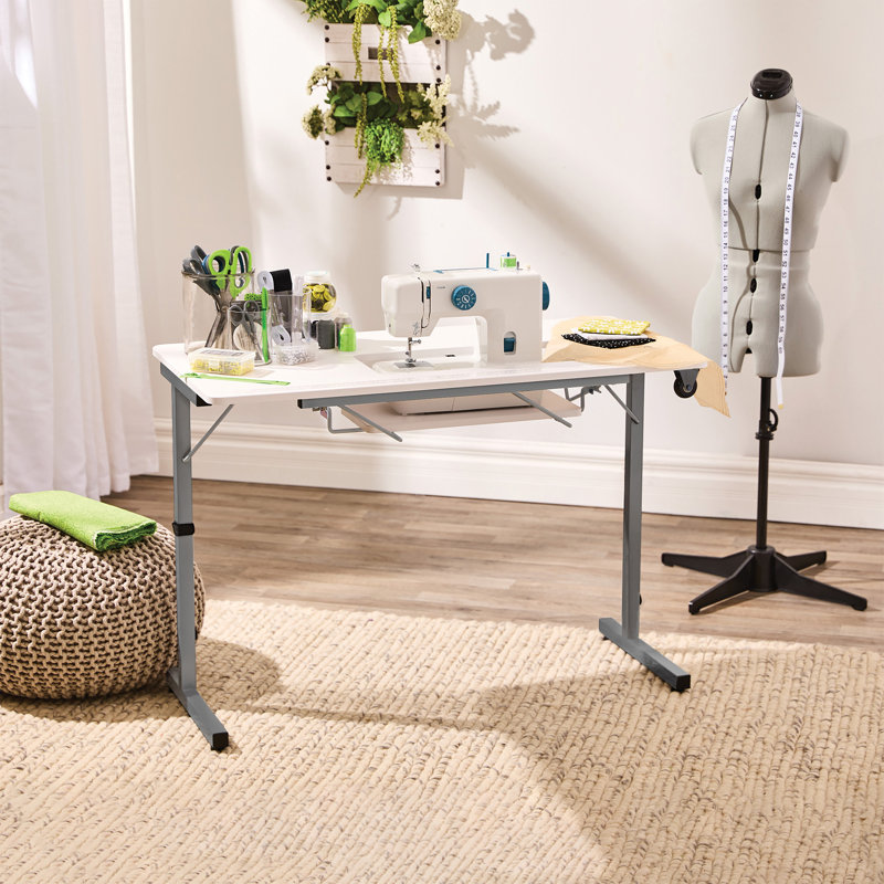 Table de couture portable Sew Ready avec design pliable et pliable, argent / blanc